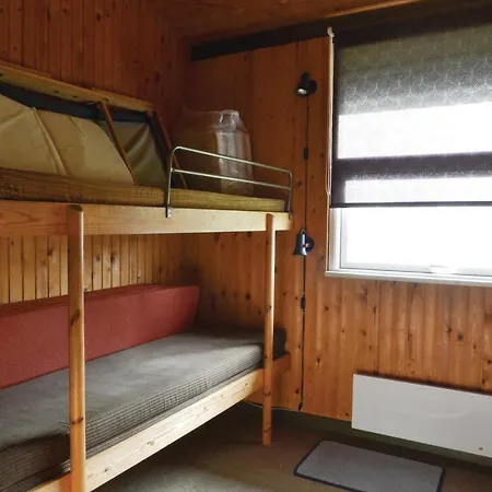 Three-bedroom Holiday In Prázdninový dům Ørsted