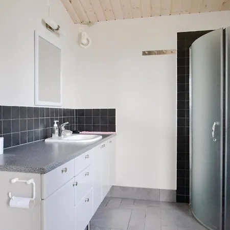 Prázdninový dům Three-bedroom Holiday In *