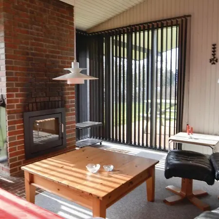Three-bedroom Holiday In Prázdninový dům Ørsted